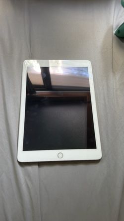 Apple iPad with Home Button