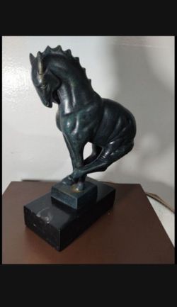 VINTAGE FULL GALLOP - HORSE SCULPTURE 11"×6"