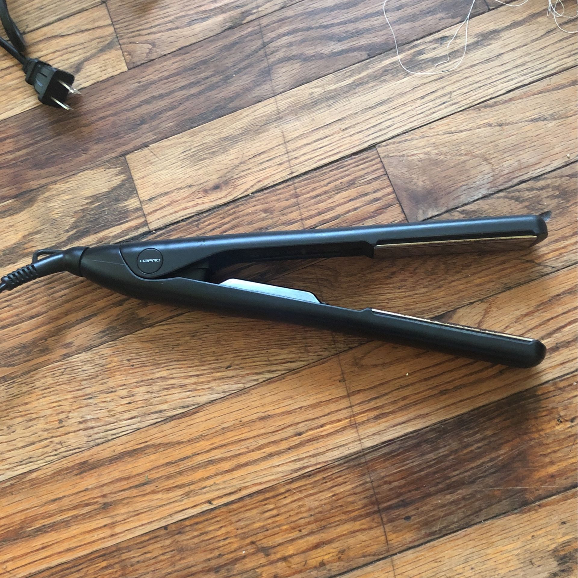 H2pro Hair Straightener