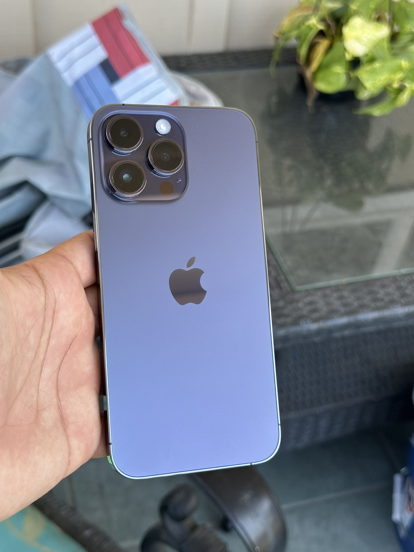 iPhone 14 Pro Max 256GB MINT Condition - Unlocked