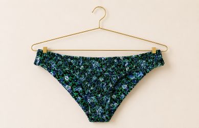 Tori Praver Floral Smocked Bikini Bottom – Size Medium