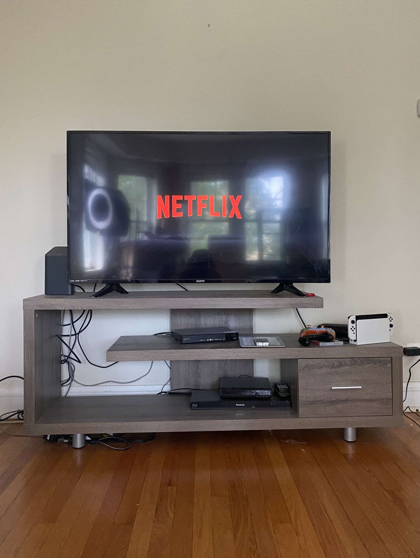 Sanyo Smart TV 50"class 1080p LED LCD HDTV