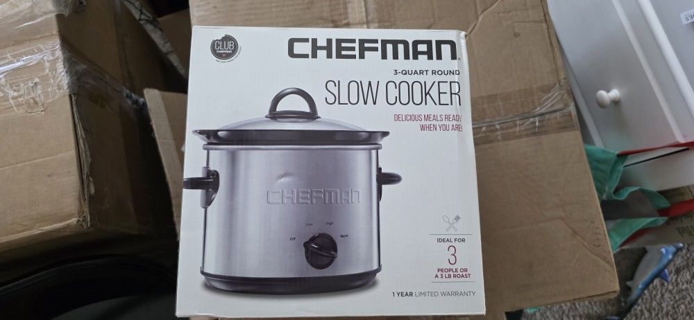 Brand New Slow Cooker