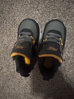 Toddler Nike air max 90- easy on