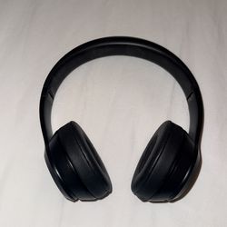 Beats solo 3 headphones