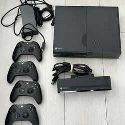 Xbox One With 4 Controllers + Games