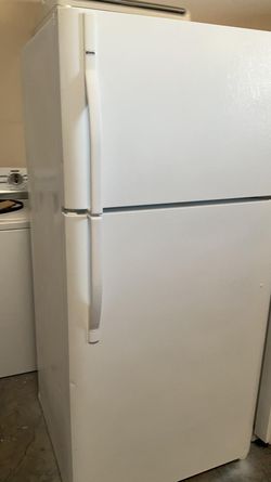Kenmore Top Mount White Fridge
