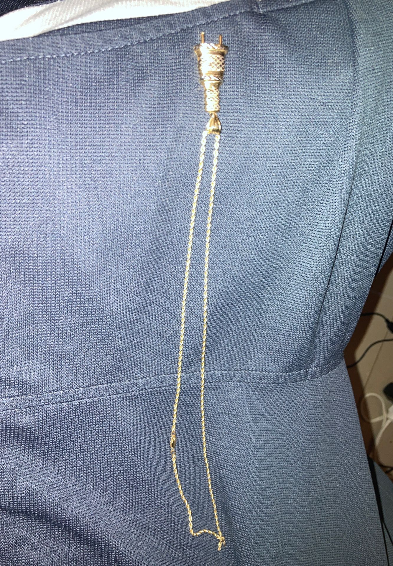 10k chain and plug pendant broken