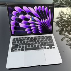 MacBook