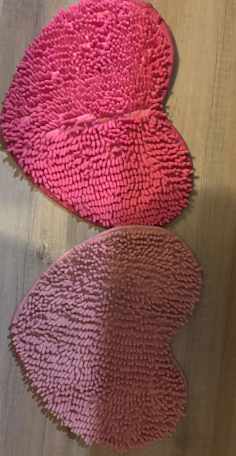 Beautiful Heart shape Rugs 15.75" x 19.69