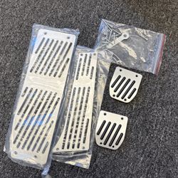 Car Aluminum Footrest Rest Pedals Pad Set For BMW X1 E30 E36 E46 E90 E87 E93