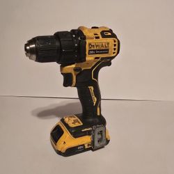 DEWALT 20V BRUSHLESS DRILL