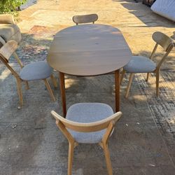 4 Chairs Dinning Set 