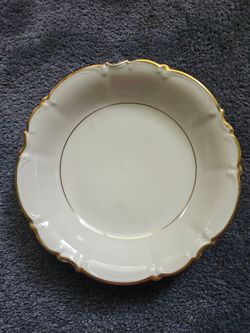 Hutschenreuther Selb Bavaria US Zone White Porcelain Bowl with Gold Rim