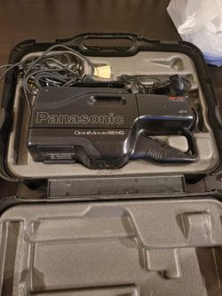 Panasonic OmniMovie VHS PV-510.   Consists of PV510D/PV-A22MD