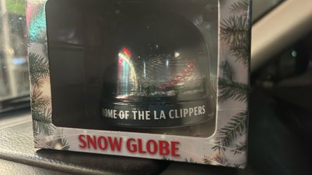 Snow Globe Clippers