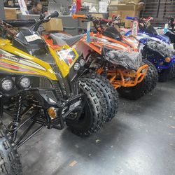 Outlander 125CC Four Wheeler Full Automatic On Christmas Sale 🎄