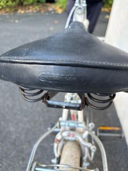 Mesinger Black Leather Bicycle Saddle with Springs
