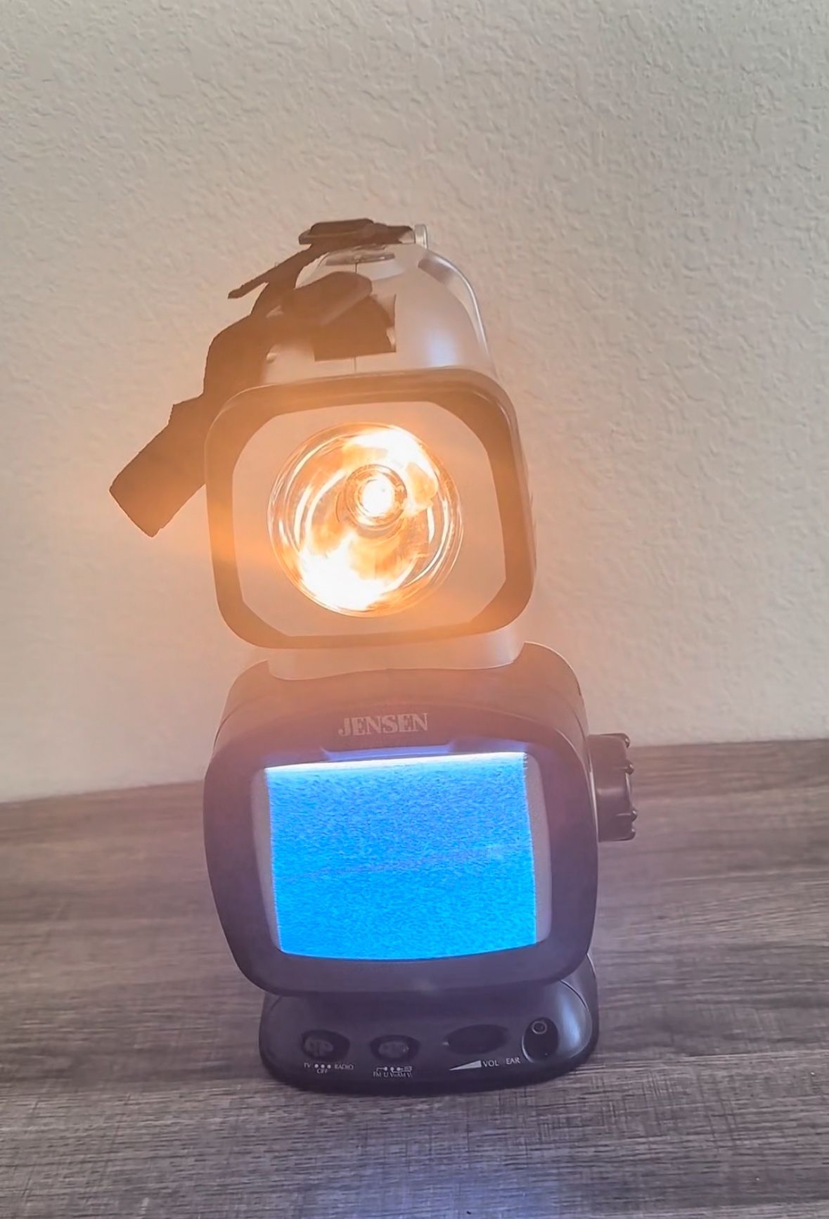 Jensen 5” Vintage TV/Radio/Lantern – Emergency Combo, Works!