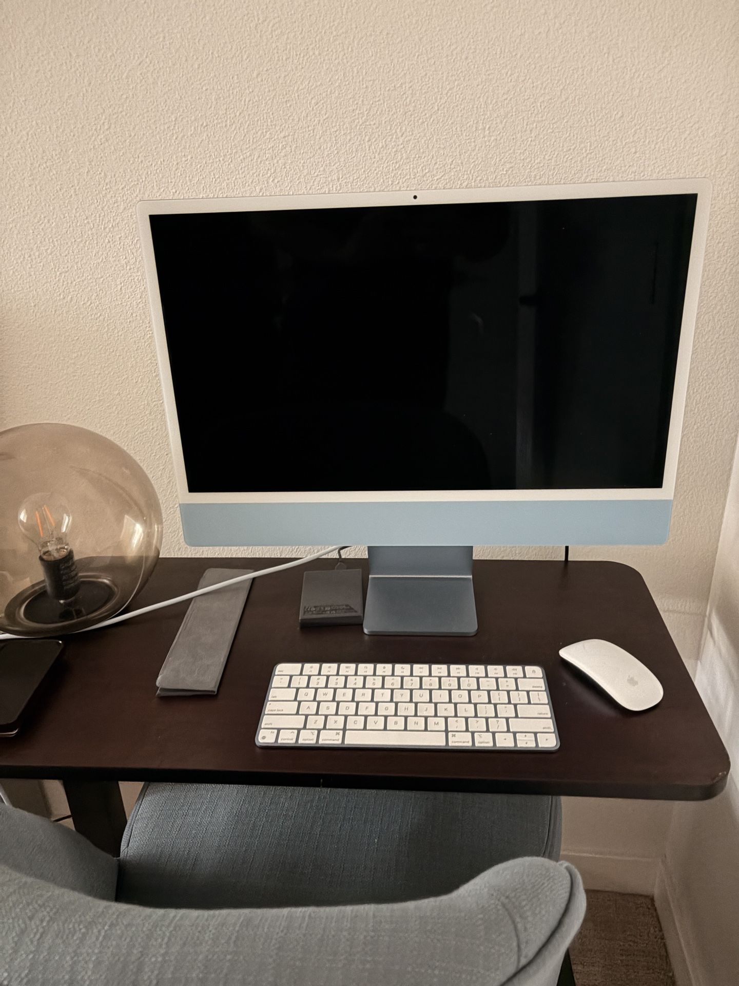 iMac 2021 M1 With Apple Intelligence 