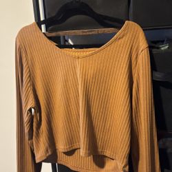 Long Sleeve Crop Top