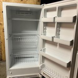 Frigidaire Freezer in great working conditions