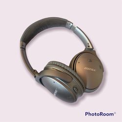 Used Bose Quiet Comfort Headphones 