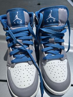 Air Jordan 1- Blue Size 5 Boys