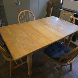 Dining Table With Leaf And 4 Chairs