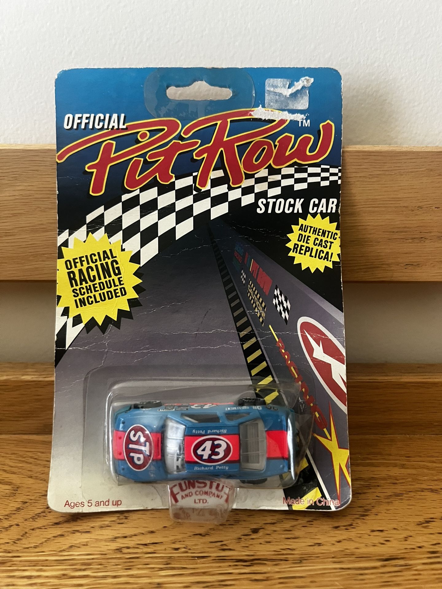 #44 Richard Petty Toy Race Car