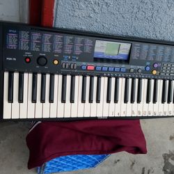 Yamaha Keyboard