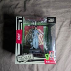 McFarlane Toys - Astrid (Beetlejuice Beetlejuice) 6" Posed Figure