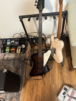 Epiphone Thunderbird bass