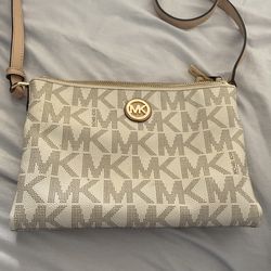Michael Kors Over The Shoulder Purse