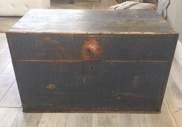 Primitive wooden trunk