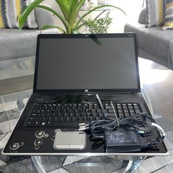 HP Pavilion dv8 Almost New