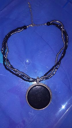 Vintage 15in choker necklace
