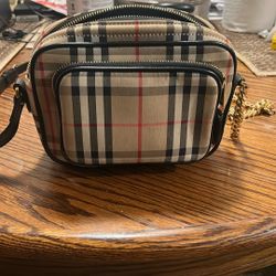 Burberry Purse 