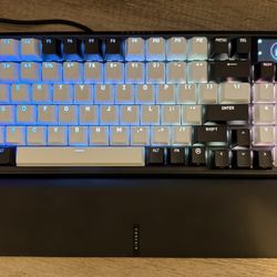 Vanguard 96 Mechanical Gaming Keyboard  - OAK PARK, IL