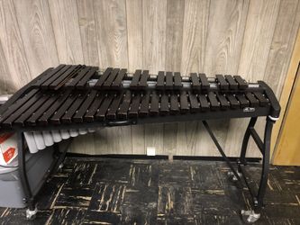 Musser M 51 3.5 octave xylophone
