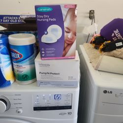 Nursing Pads And Storage Bags