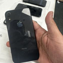 Apple iPhone XR 64GB Unlocked  