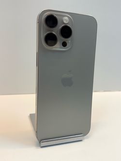 Apple iPhone 15 PRO MAX 256gb. ( Unlocked Phone )