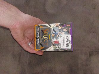 Sports cards/ basketball cards