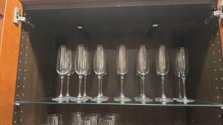 New without box crate and barrel champagne glasses