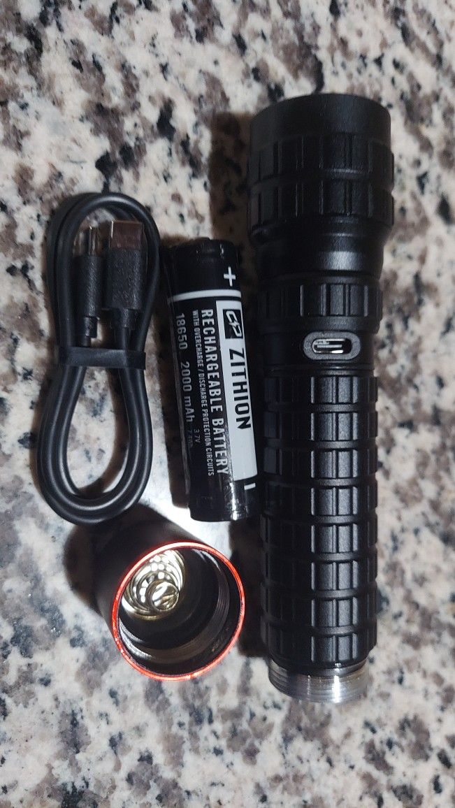 Coast Flash Ligth 1500 Lumines