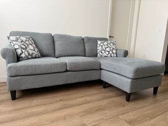 Sofa - Price is Firm (Please READ the description BEFORE contacting me)