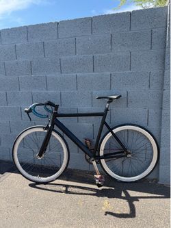 State 6061 Black Label Fixed Gear / Single Speed – Carbon Bars – SRAM Brake – Excellent Condition