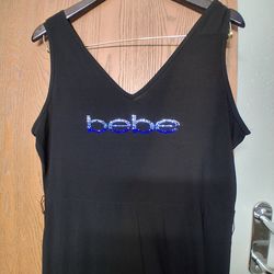 Nice jumpsuit,  very cute , very shape .