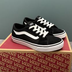 $40 Women’s Vans Brand New Size 6.5 (Men’s 5)
